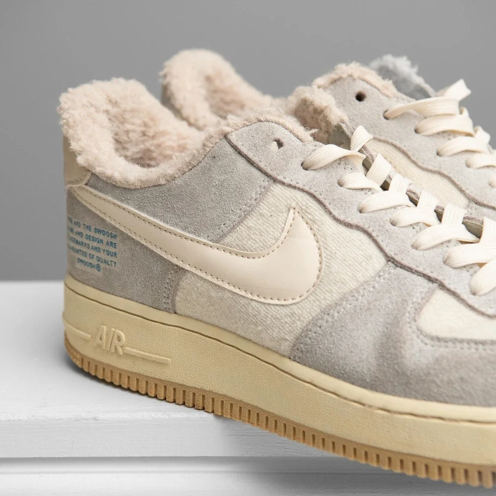 Nike Air Force 1 Sherpa Photon Dust Sz 9 Fleece Lined Suede GorpCore Athleisure